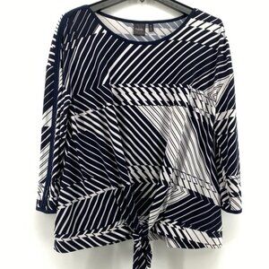 •Rafaella•‎ Women’s Navy & White Design Blouse